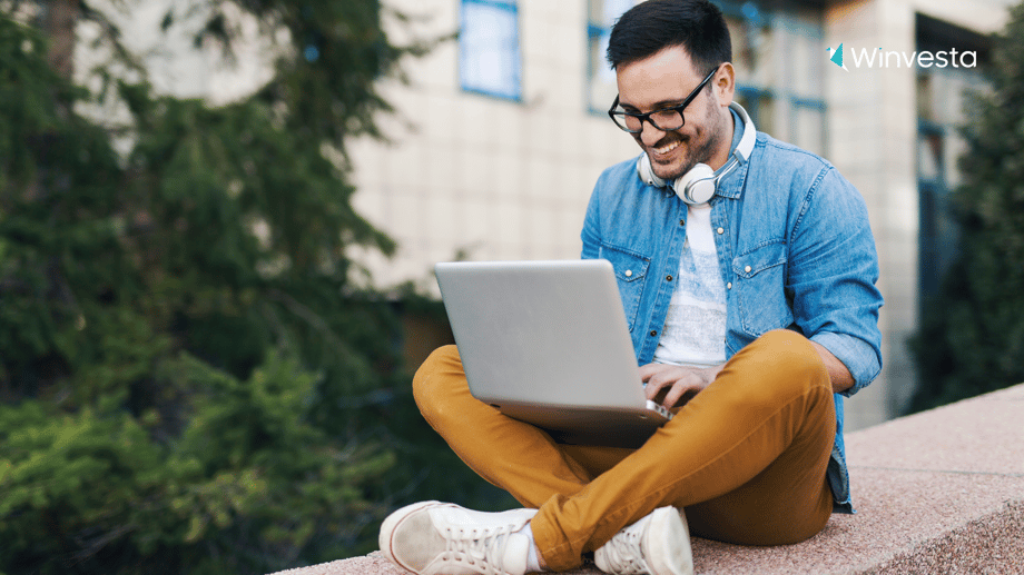 Building a personal brand that attracts high-paying clients for freelancers