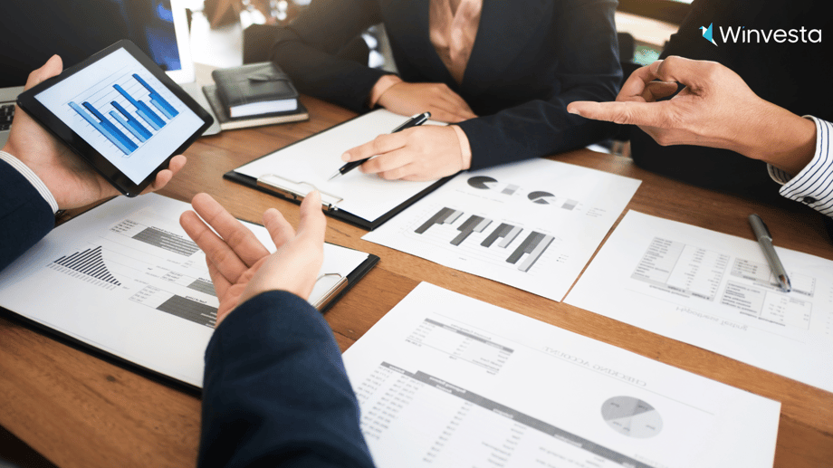 How do macroeconomic factors shape the US stock market?