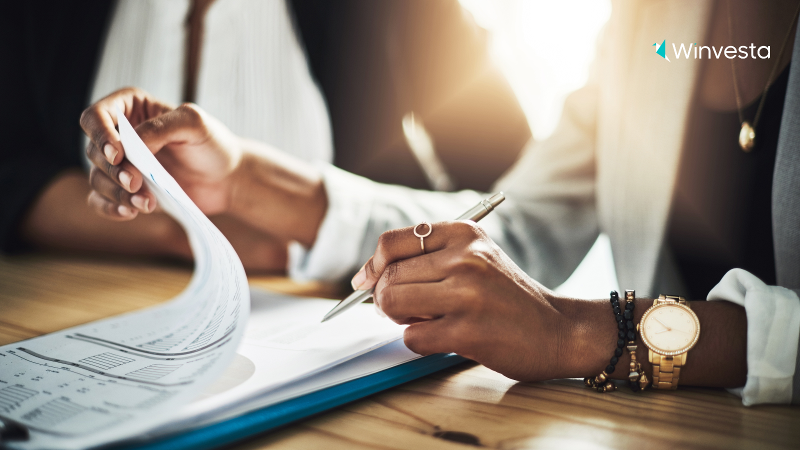 A comparison of TT, DP, and DA: Which payment term best suits your international business?